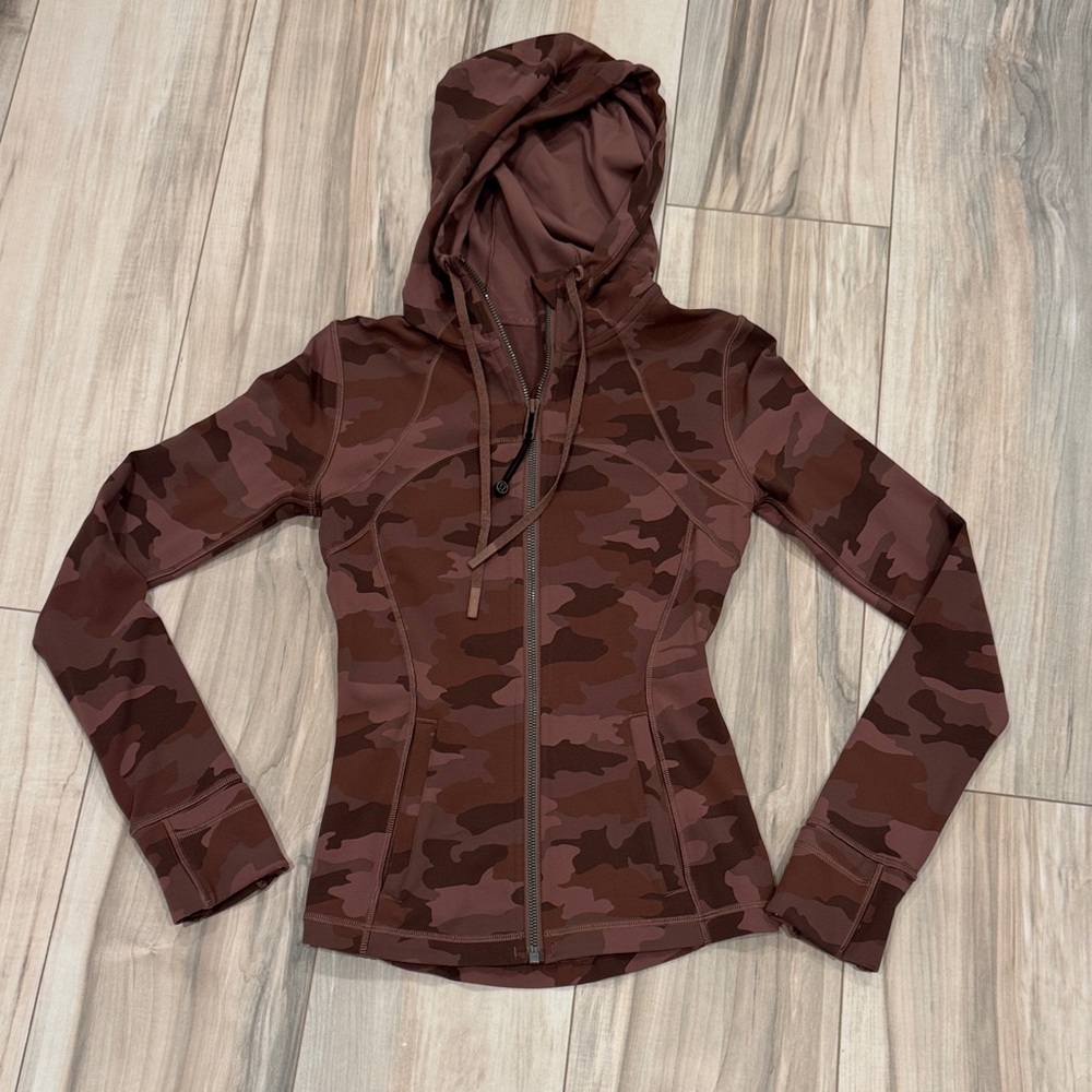 Women's Lululemon Hooded Define Jacket Brown Camouflage Zip-Up Hoodie | Size 2
